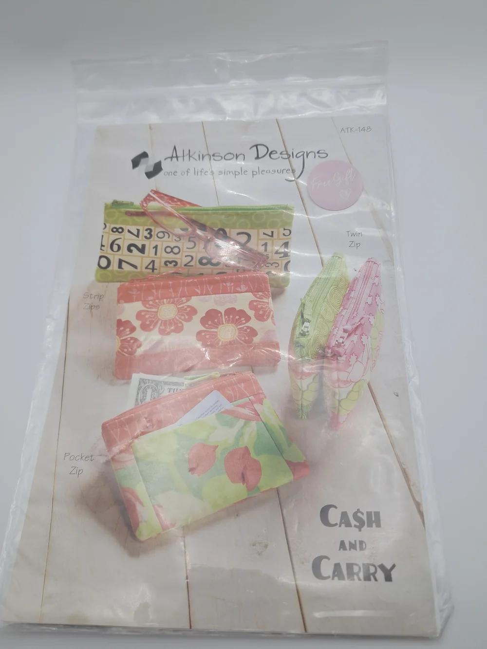 Batik Fat Quarter Fabric Bundle Cotton in Multi Colors with Free Sewing Pattern